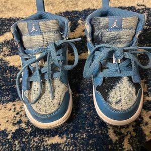 Bike blue toddler 9 Jordan’s with laces. GUC